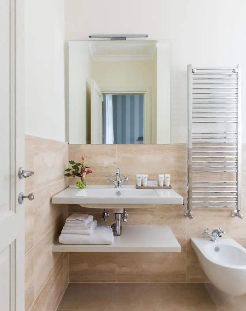 רומא Favilla Hotel Di Charme 3*,  איטליה