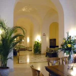 Katane Palace Italië